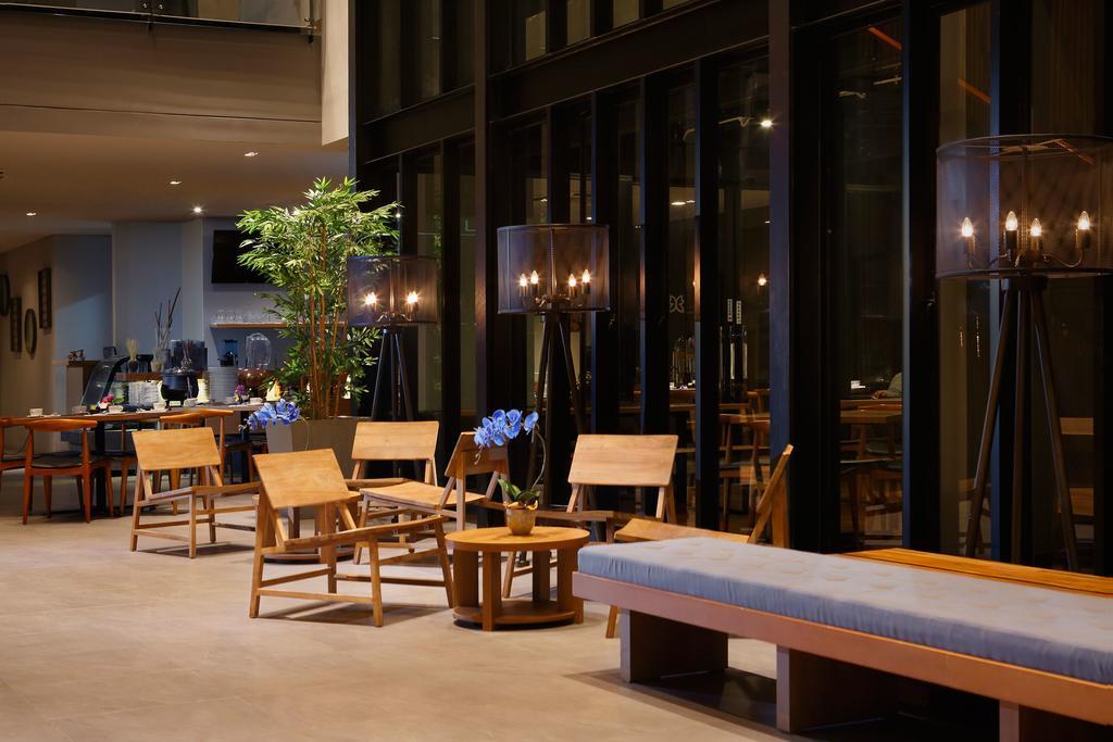 Batiqa Hotel Jababeka Cikarang Exteriör bild